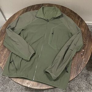 Men’s Lululemon Lightweight Jacket - like new